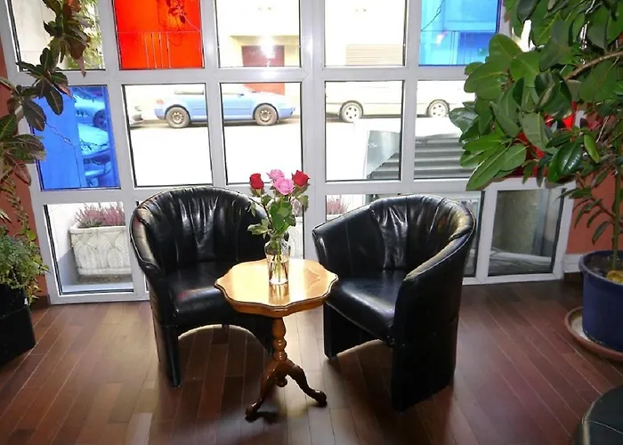 فندق Florum 4*